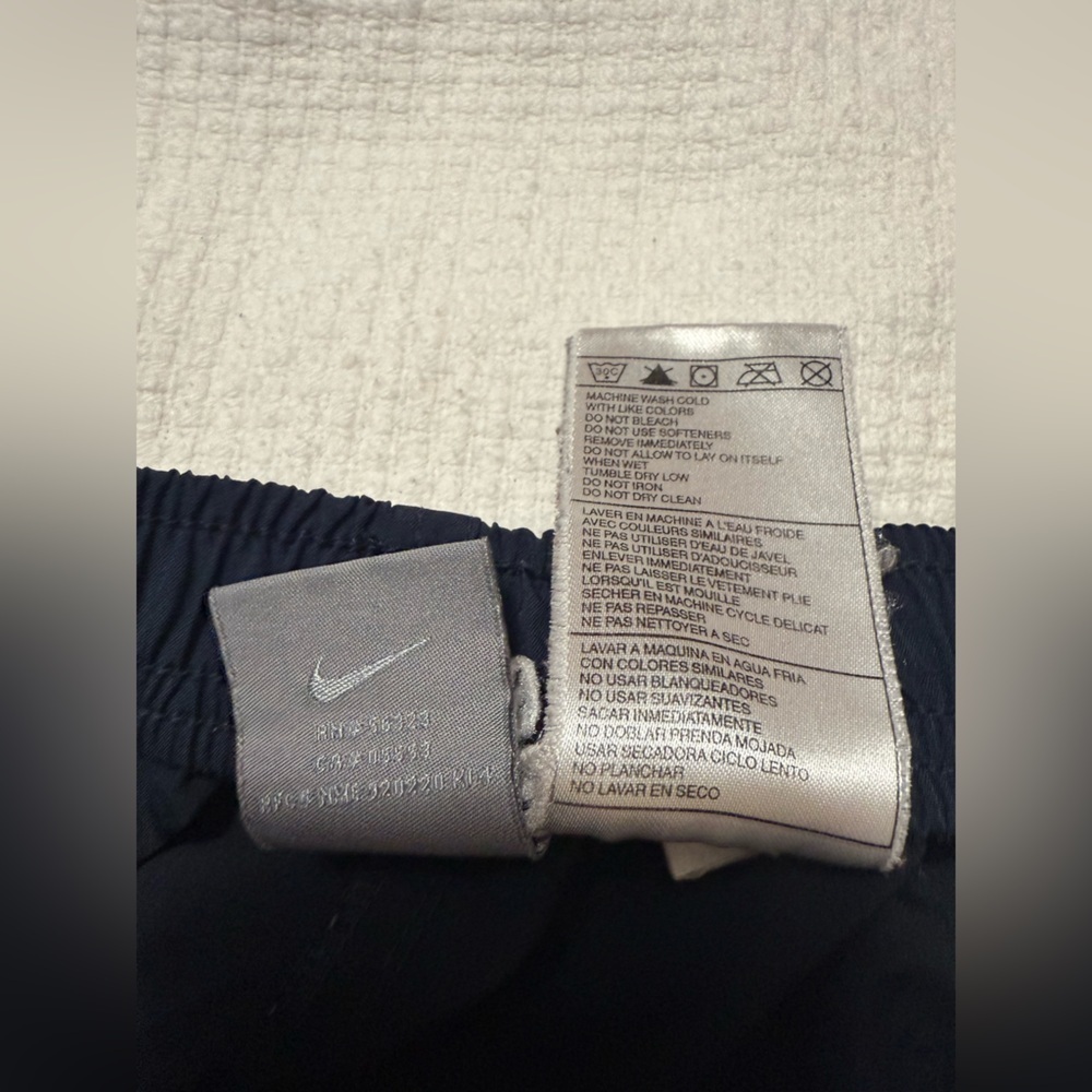 Nike Dark Blue Athletic Shorts - lightweight - Picture 4 of 6